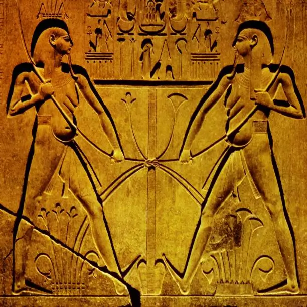 Reliëf van de god Hapy in de Luxor Tempel, uitgelegd door uw Nederlandstalige gids